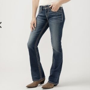 Silver Suki Mid Rise Bootcut Jeans indigo blue  w31 l31 T13